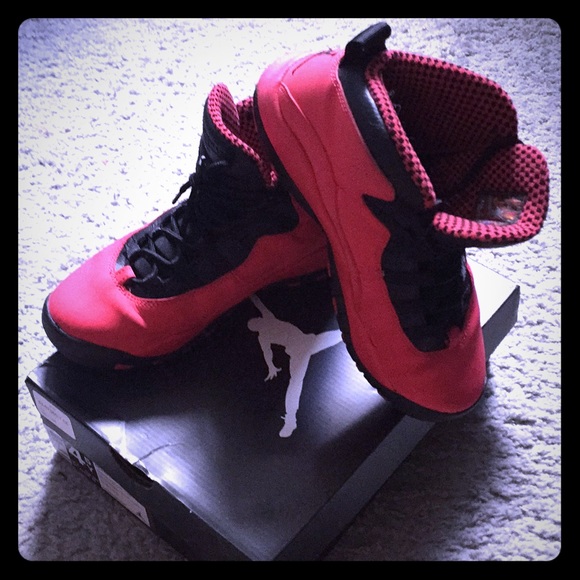 Girls Air Jordan 10 Retro - Picture 2 of 5
